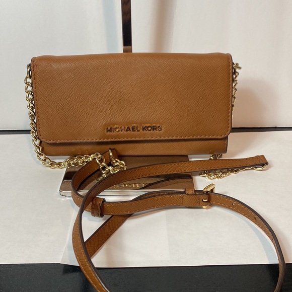Michael Kors crossbody wallet and organizer - Picture 2 of 10